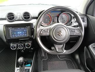 2019 Suzuki SWIFT - Thumbnail