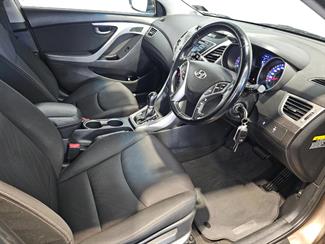 2015 Hyundai Elantra - Thumbnail