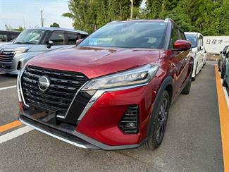 2021 Nissan KICKS - Thumbnail