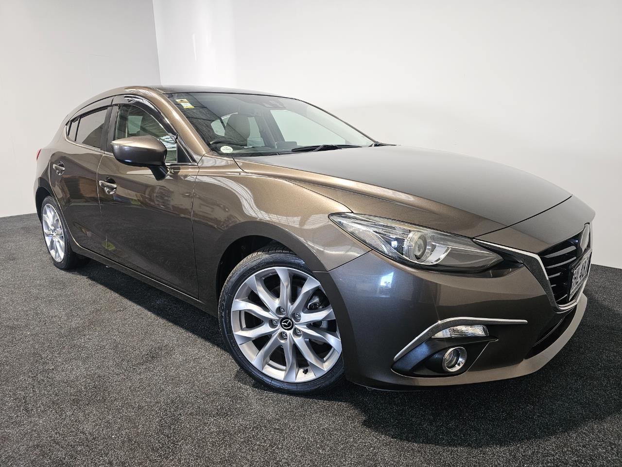 2014 Mazda AXELA