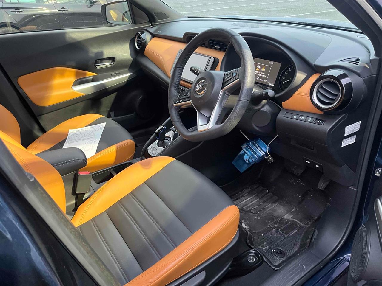 2021 Nissan KICKS