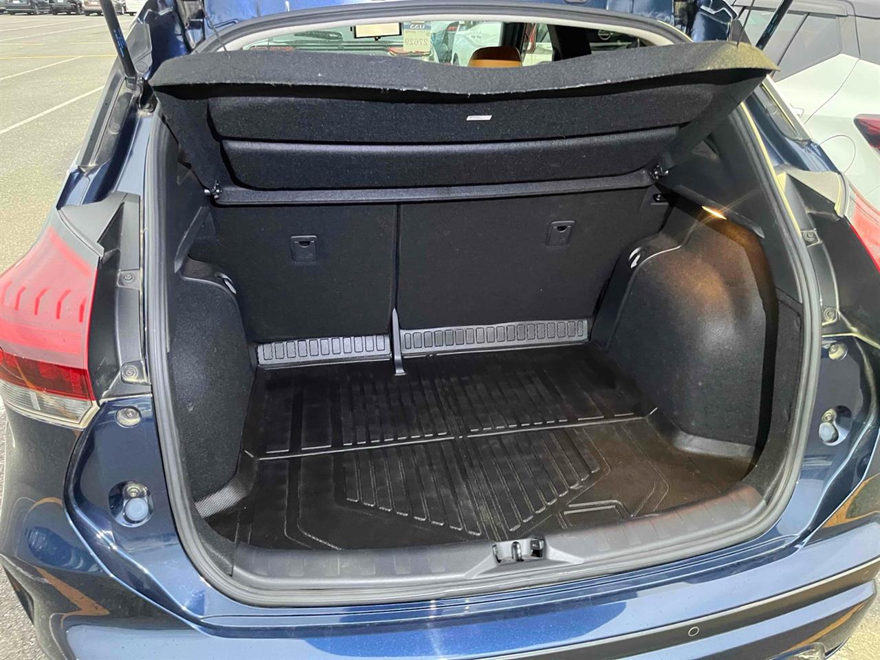 2021 Nissan KICKS