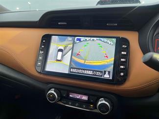 2021 Nissan KICKS - Thumbnail
