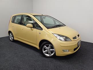 2004 Mitsubishi Colt - Thumbnail