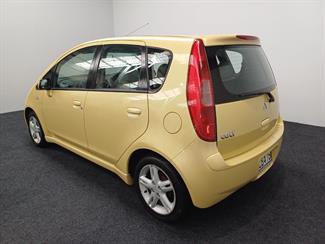 2004 Mitsubishi Colt - Thumbnail