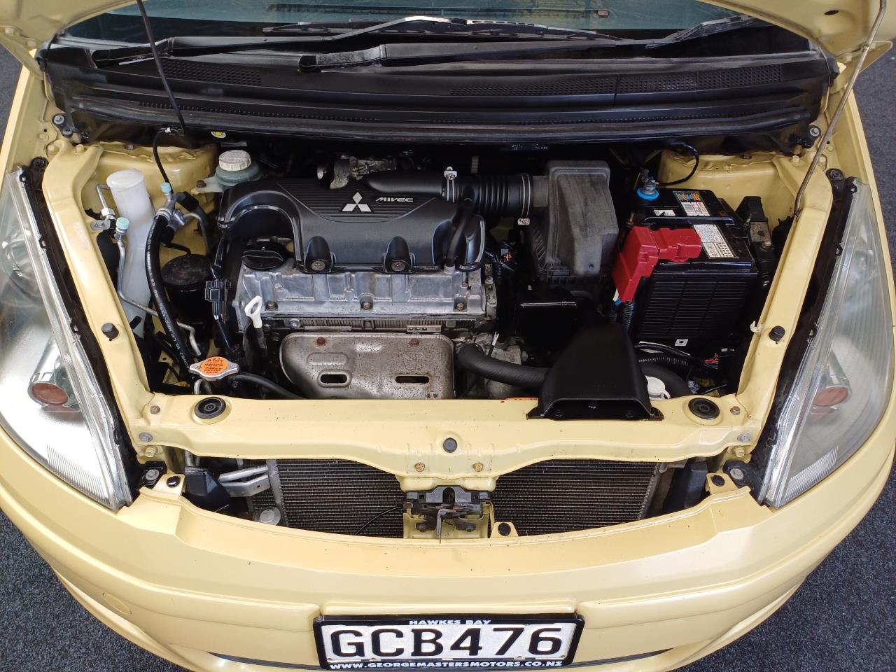 2004 Mitsubishi Colt