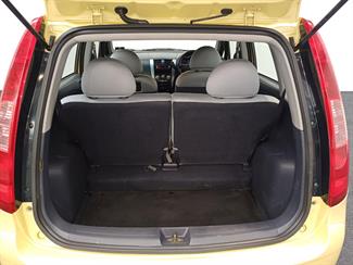 2004 Mitsubishi Colt - Thumbnail