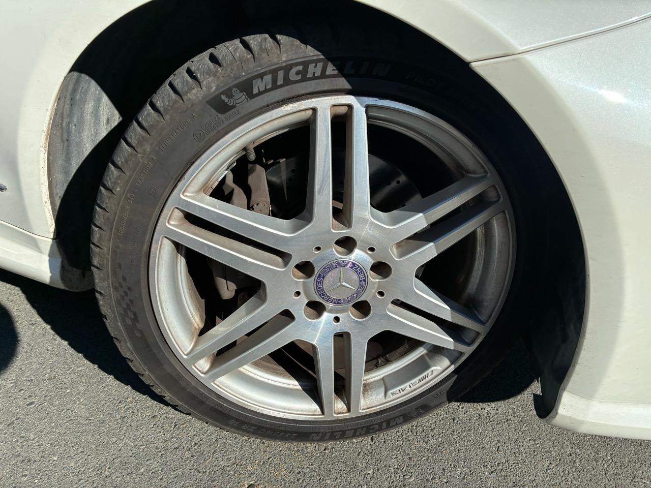 2011 Mercedes-Benz E350