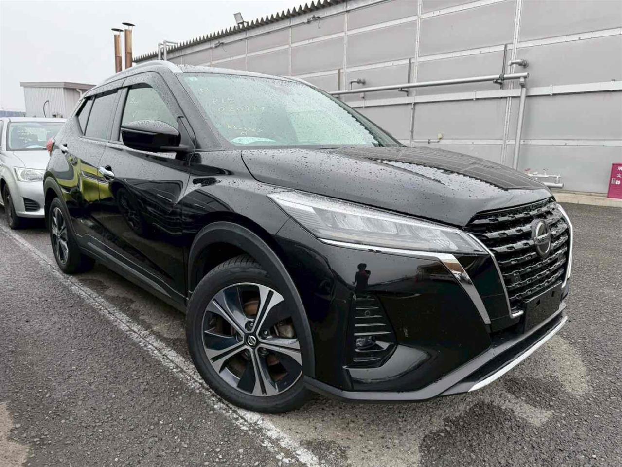 2021 Nissan KICKS