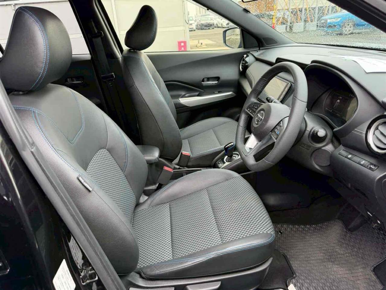 2021 Nissan KICKS