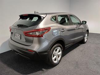 2020 Nissan Qashqai - Thumbnail