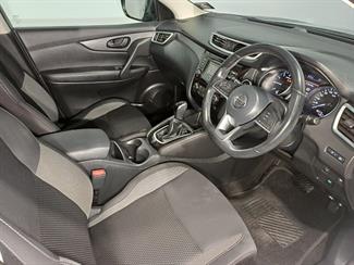 2020 Nissan Qashqai - Thumbnail