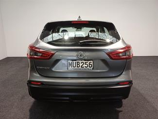 2020 Nissan Qashqai - Thumbnail