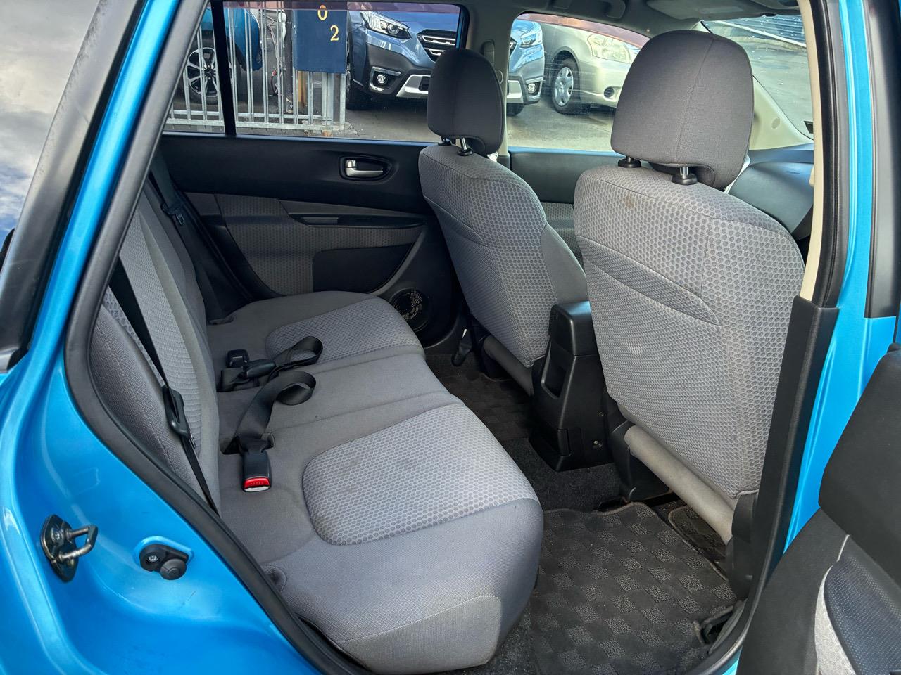 2005 Nissan WINGROAD