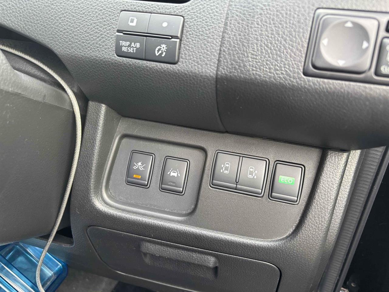 2016 Nissan SERENA