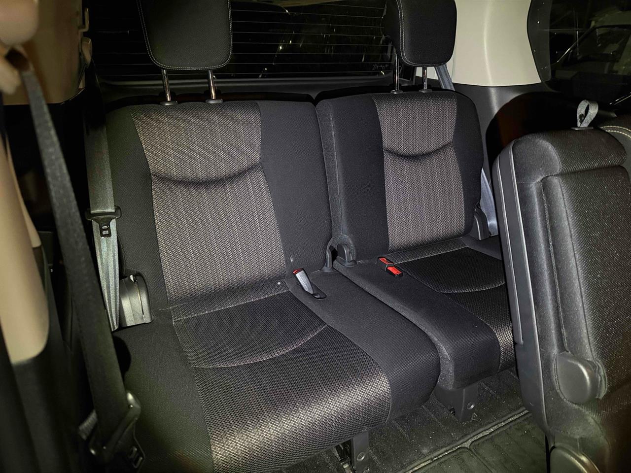2014 Nissan SERENA