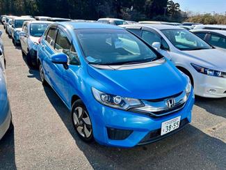 2013 Honda FIT - Thumbnail