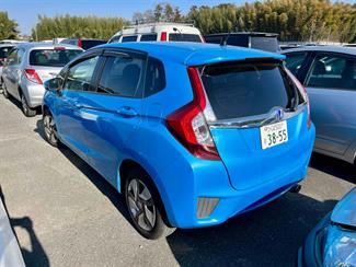 2013 Honda FIT - Thumbnail
