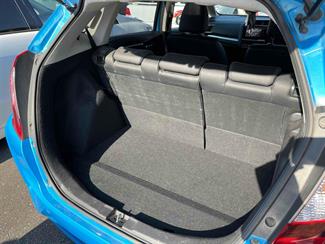 2013 Honda FIT - Thumbnail