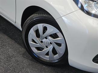 2022 Toyota AQUA - Thumbnail