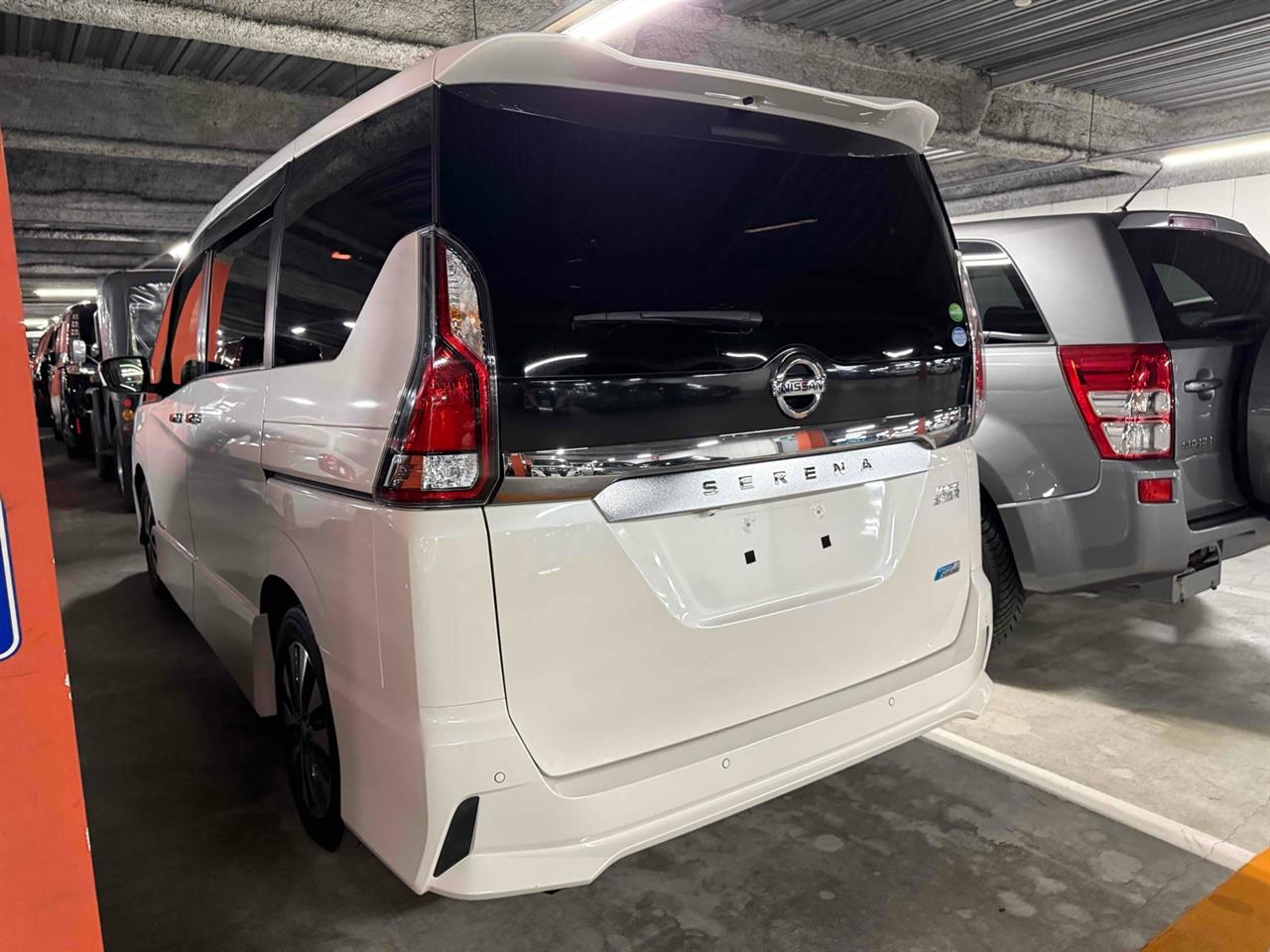2017 Nissan SERENA