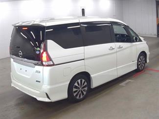 2017 Nissan SERENA - Thumbnail