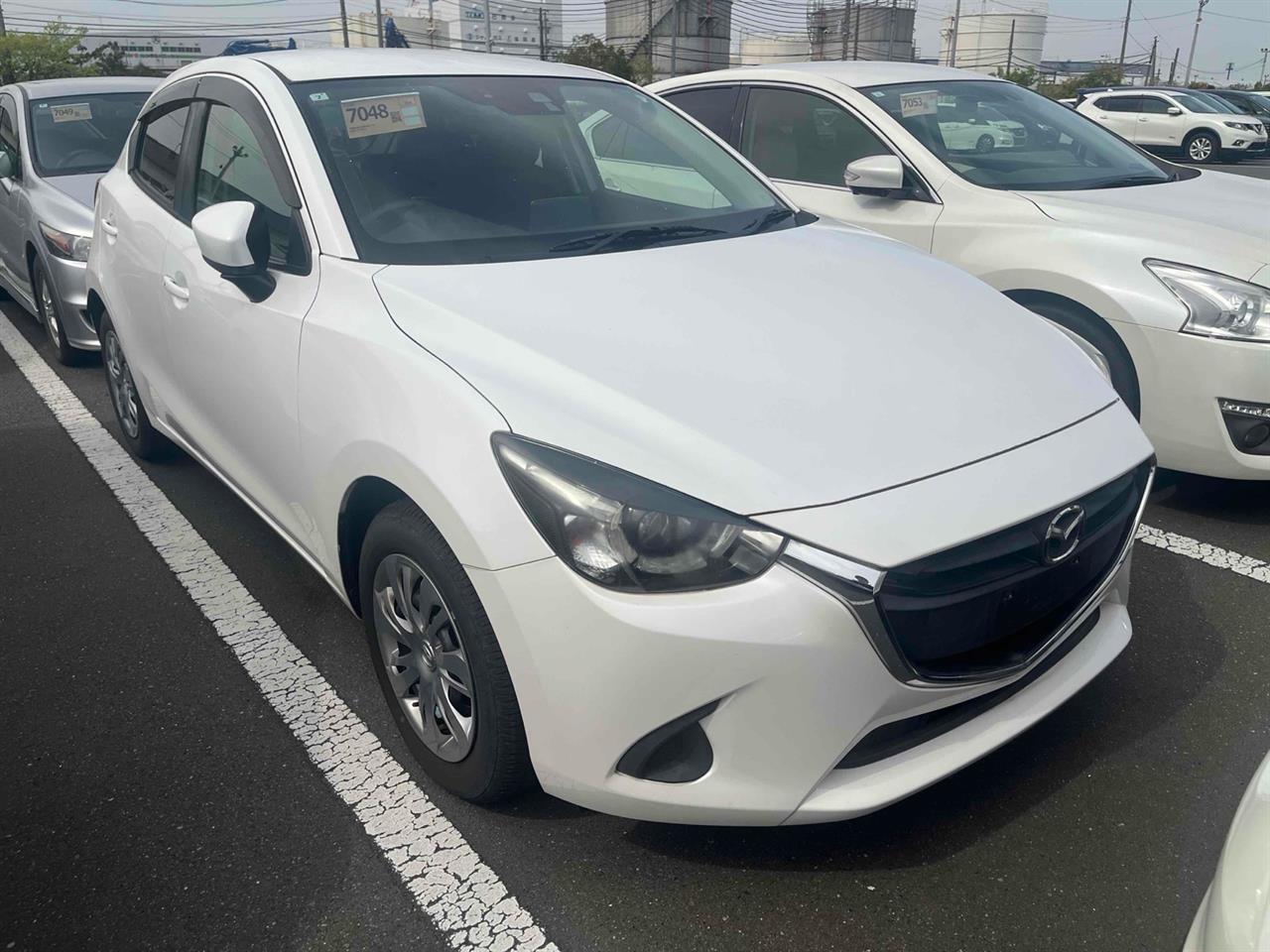2015 Mazda DEMIO