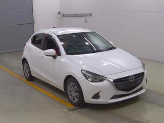 2015 Mazda DEMIO - Thumbnail