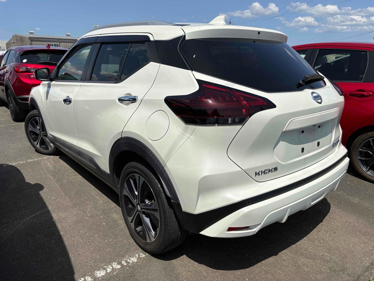2021 Nissan KICKS