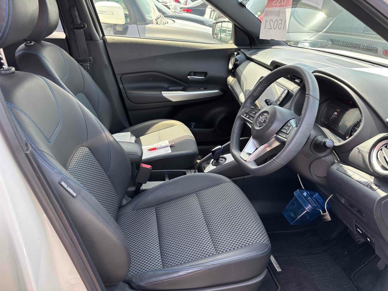 2021 Nissan KICKS
