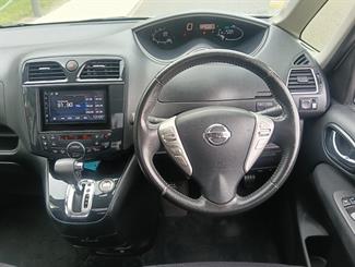 2013 Nissan SERENA - Thumbnail