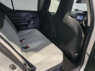 2020 Toyota AQUA - Thumbnail