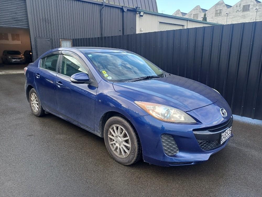 2012 Mazda AXELA