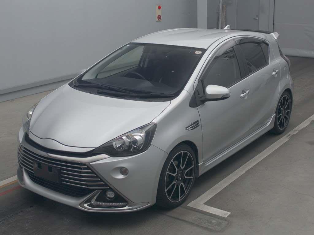 2015 Toyota AQUA