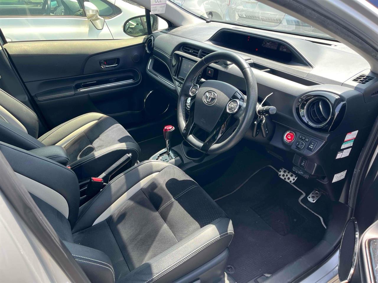 2015 Toyota AQUA