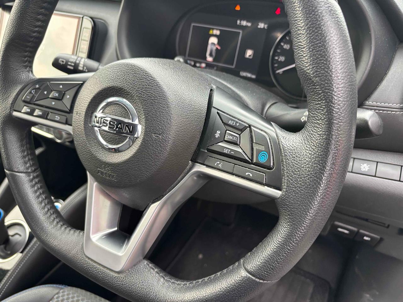 2021 Nissan KICKS