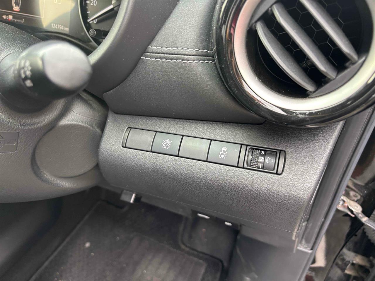 2021 Nissan KICKS