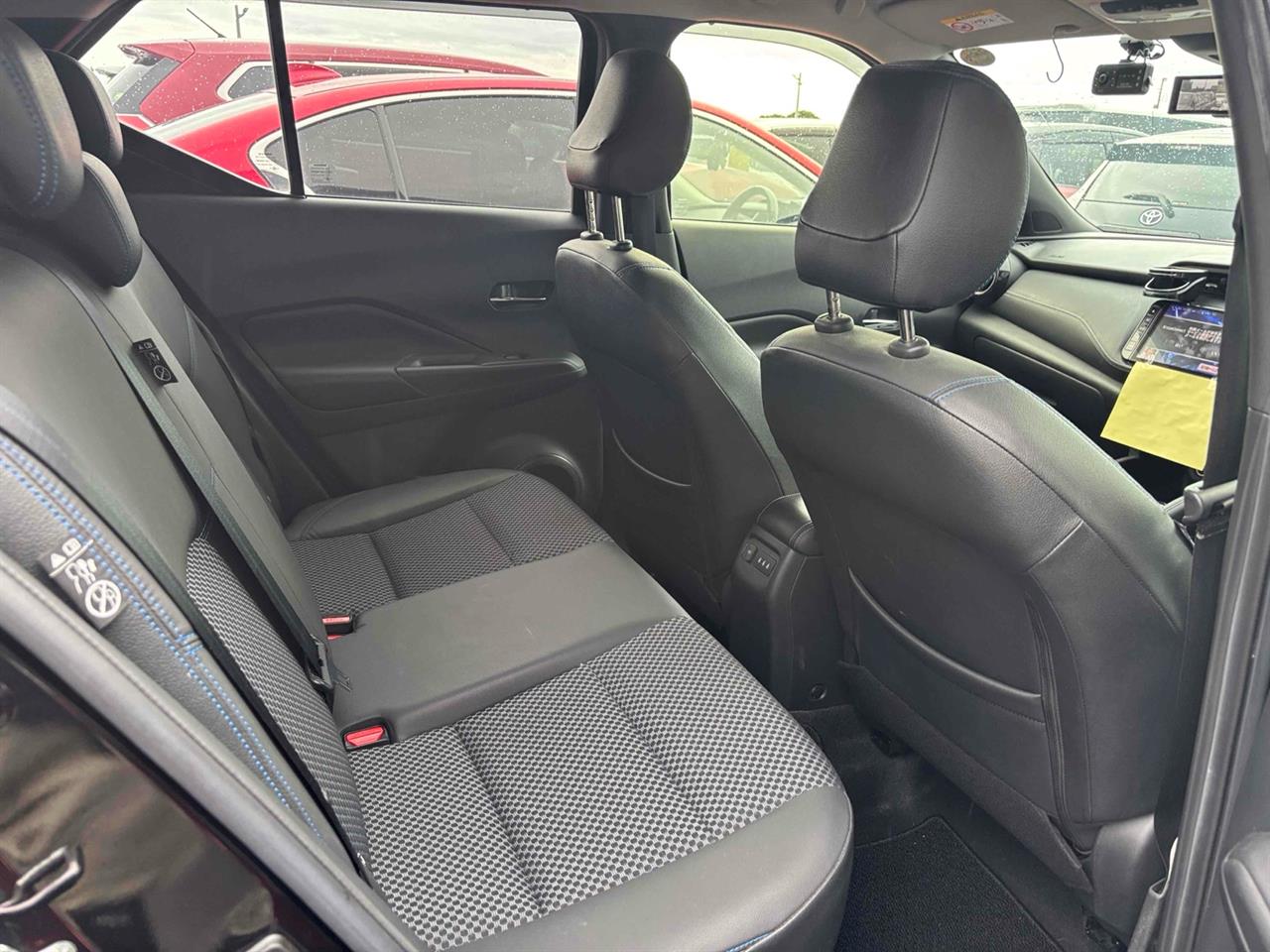 2021 Nissan KICKS