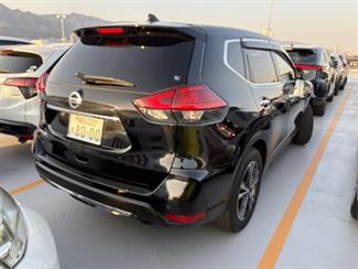 2017 Nissan X-TRAIL - Thumbnail