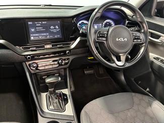 2024 Kia Niro Plus - Thumbnail