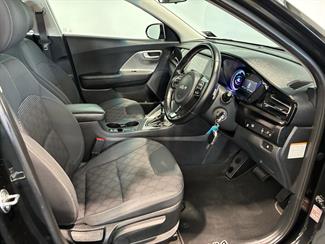 2024 Kia Niro Plus - Thumbnail