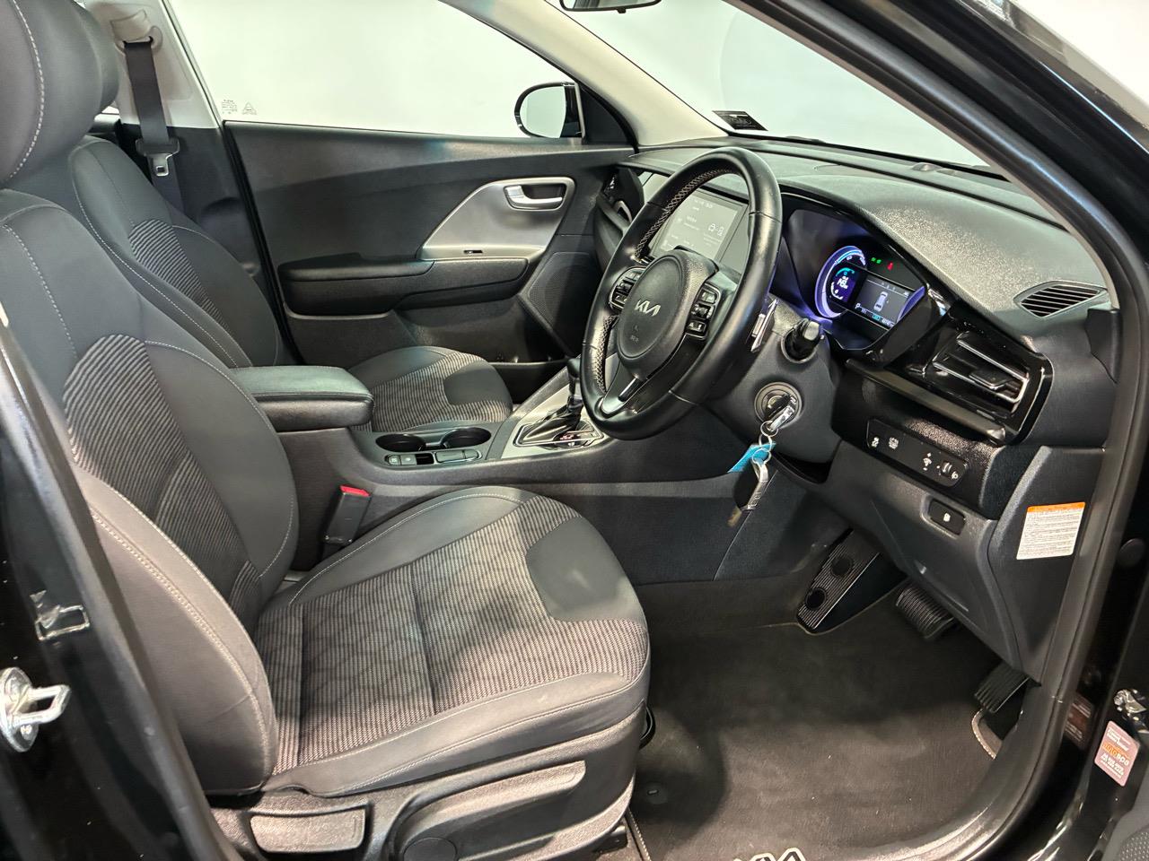 2024 Kia Niro Plus