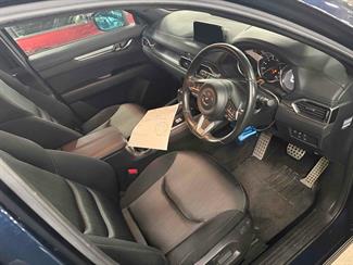 2019 Mazda CX-8 - Thumbnail