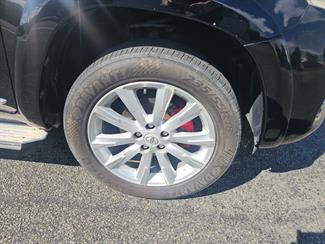 2010 Toyota VANGUARD - Thumbnail