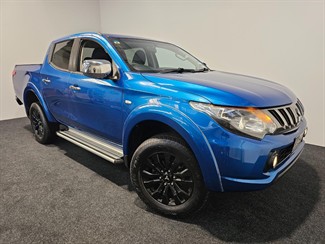 2017 Mitsubishi Triton - Thumbnail
