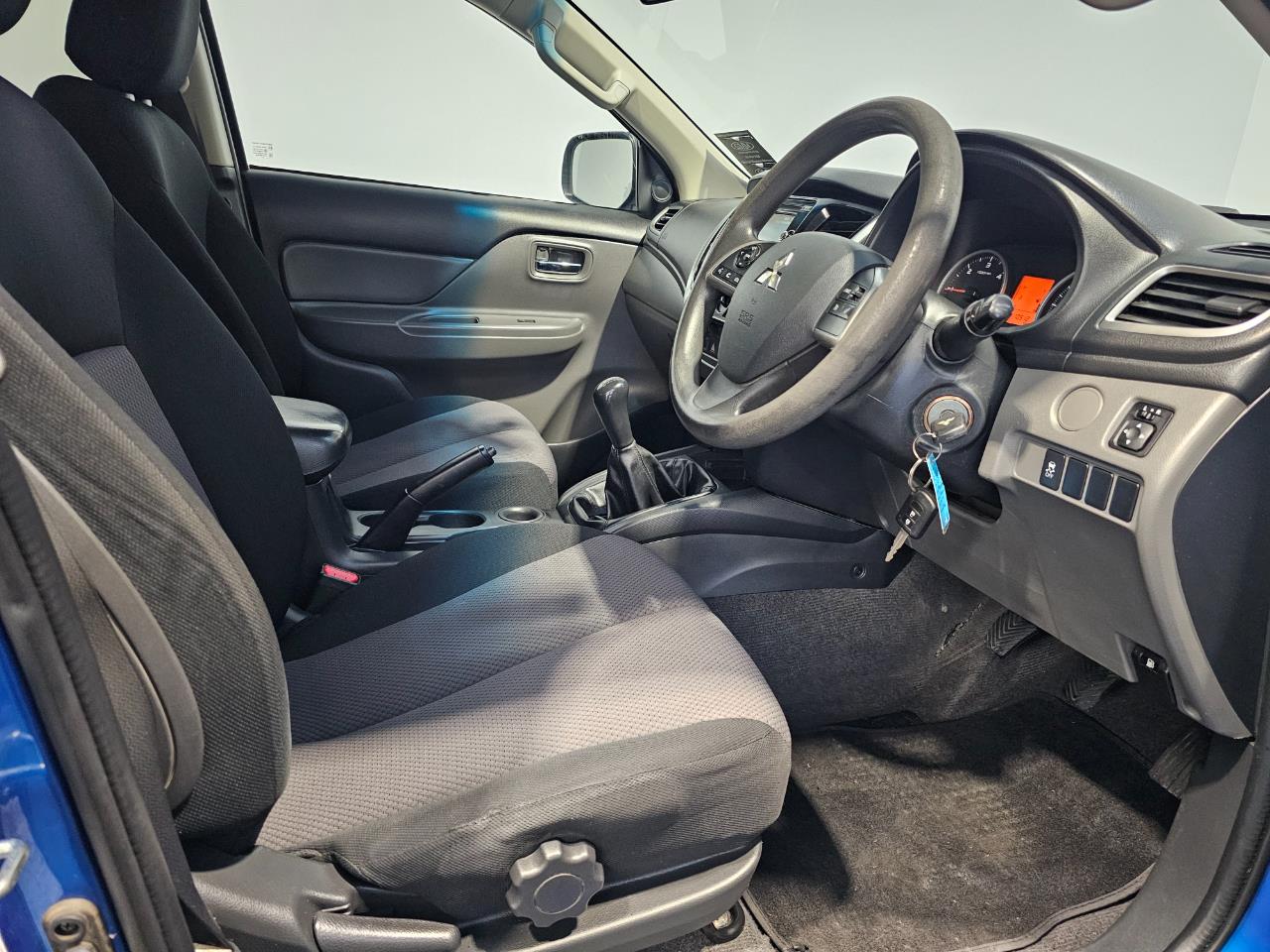 2017 Mitsubishi Triton