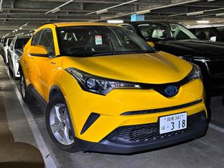 2016 Toyota C-HR - Thumbnail