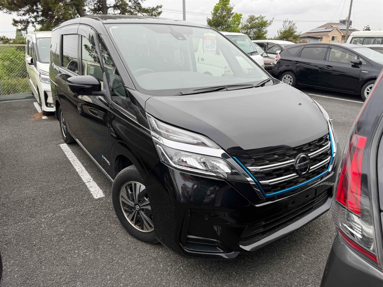 2021 Nissan SERENA