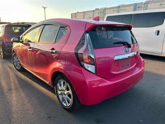 2017 Toyota AQUA - Thumbnail