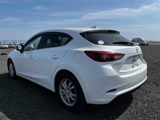 2017 Mazda AXELA - Thumbnail